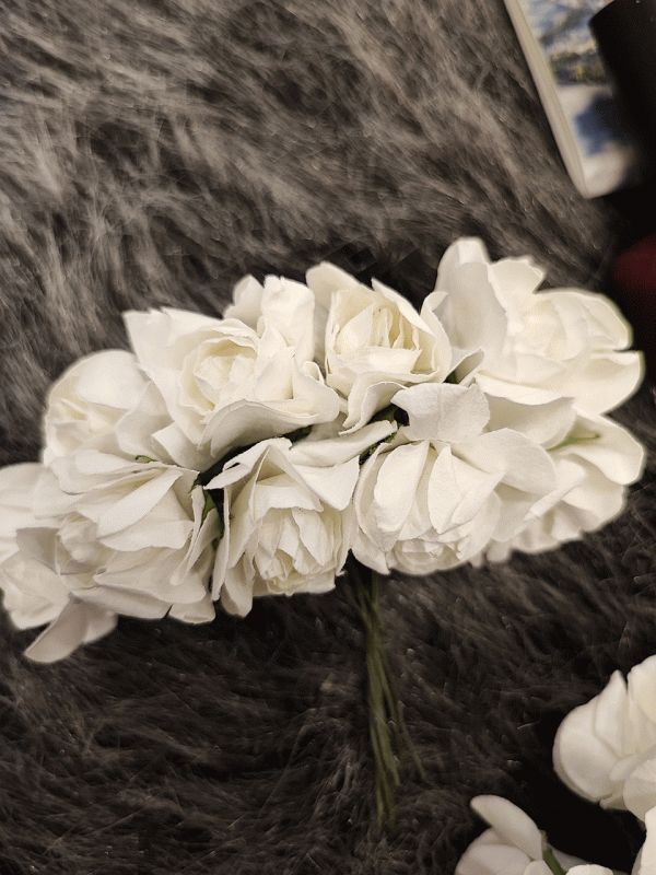 گل رز مصنوعی کاغذی سفید - Image 2