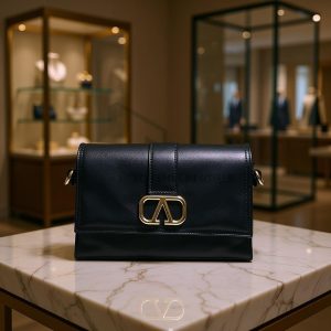 خرید و قیمت کیف رودوشی بند ثابت زنانه مدل آترین از آف ایران